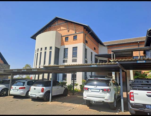 100M² OFFICE FOR SALE IN LOMBARDY ESTATE
